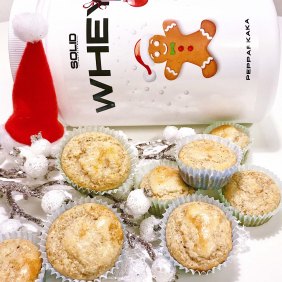 Gingerbread mini protein cupcakes